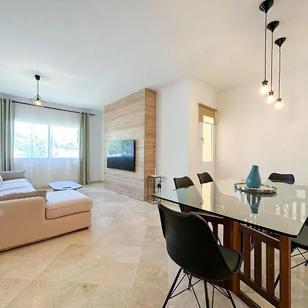 Penthouse Rooftop Terrace 3bed Pool Family Only Apartmán *