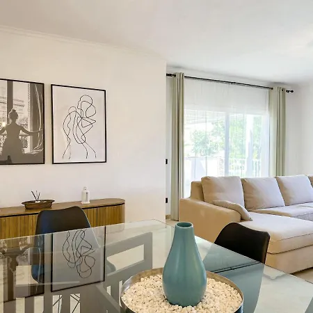 Penthouse Rooftop Terrace 3bed Pool Family Only * Marbella
