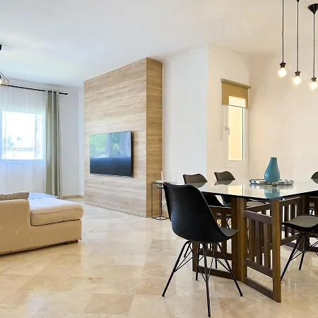 Apartment Penthouse Rooftop Terrace 3bed Pool Family Only Marbella